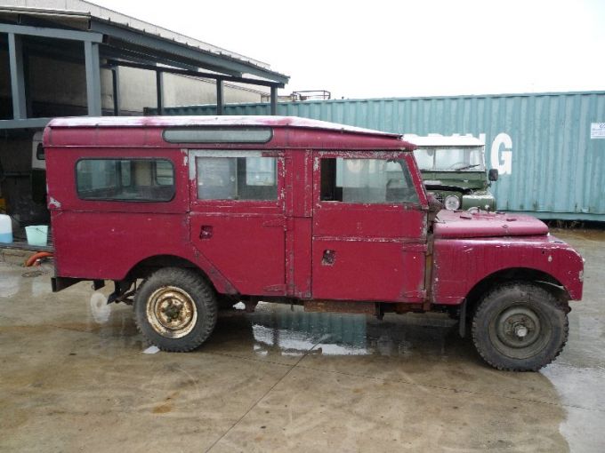 land-rover-series-1-107-sw-1.jpg