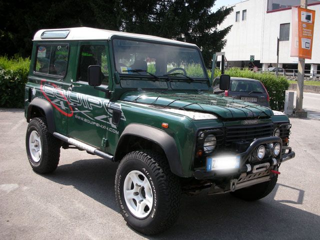 defender-td5-2003-1.jpg