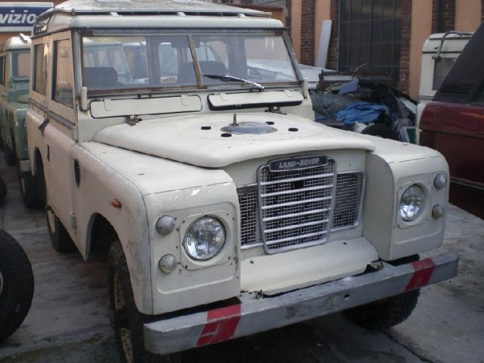 land-rover-88-series-3-2.jpg