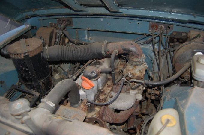land-rover-109-sw-benzina-5.jpg