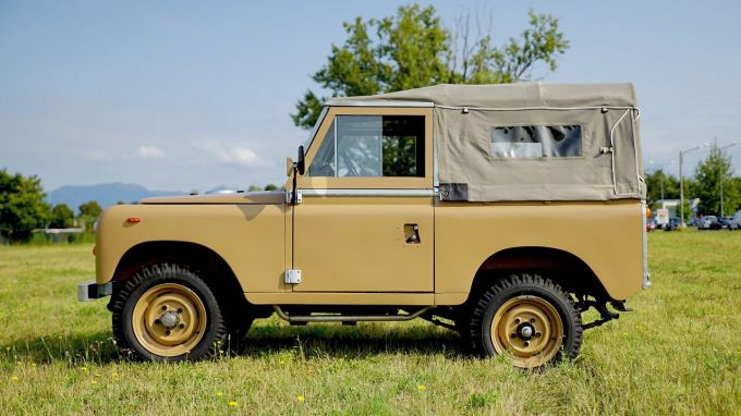 land-rover-88-diesel-1973-4.jpg