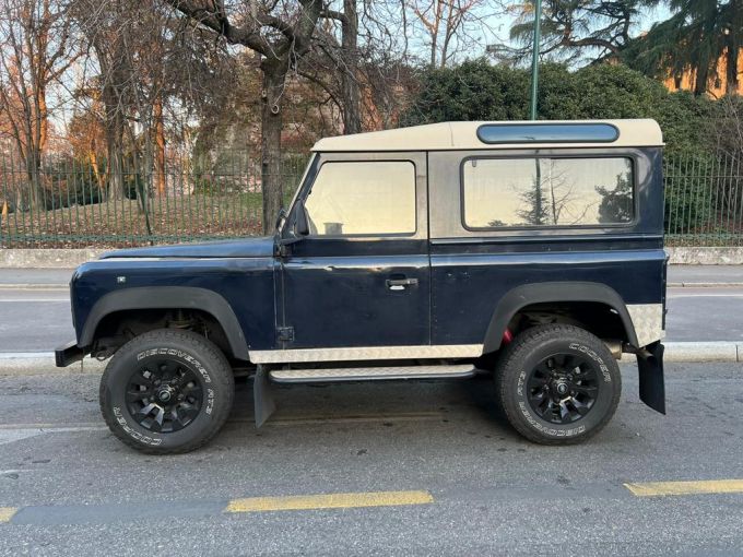 land-rover-defender-90-1996-benzina-11.jpg land-rover-defender-90-1996-benzina-11.jpg
