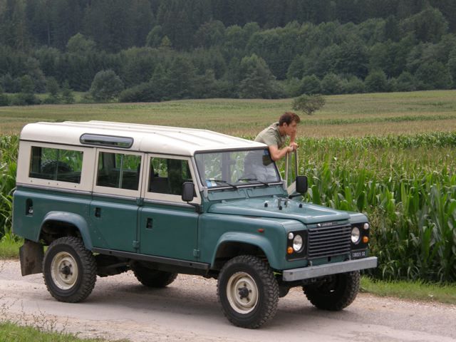 land-rover-110-sw-county-diesel-anno-1983-colore-v-1.jpg