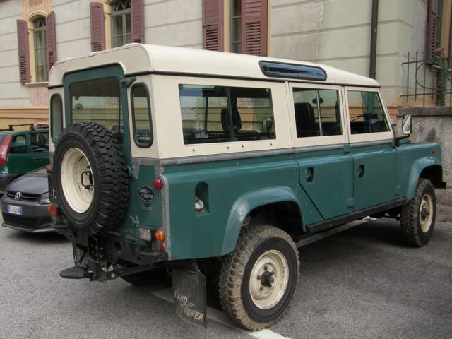 land-rover-110-sw-county-diesel-anno-1983-colore-v-3.jpg