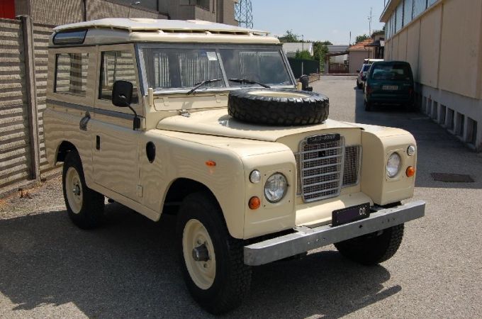 land-rover-88-series-iii-1.jpg