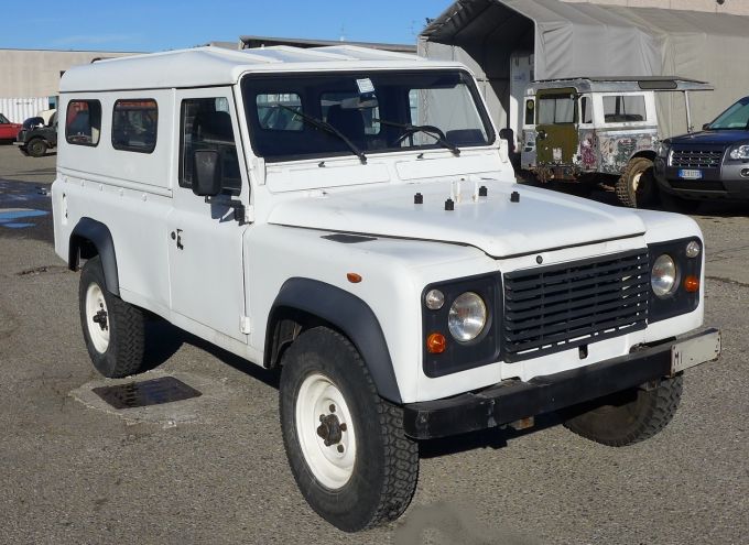 defender-110-ht-1.jpg