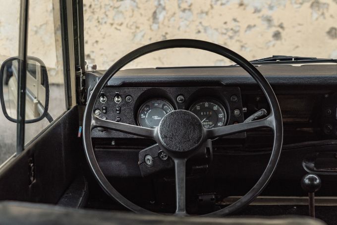 land-rover-109-sw-series-3--8.jpg