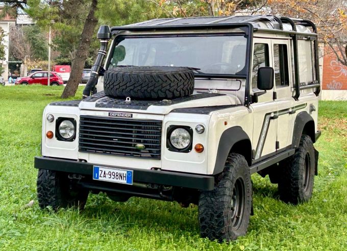 land-rover-110-300-tdi-10.jpg