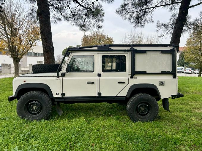 land-rover-110-300-tdi-4.jpg